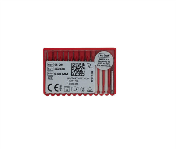 ćwieki białe-photoaidcom--photoaid-remove-background